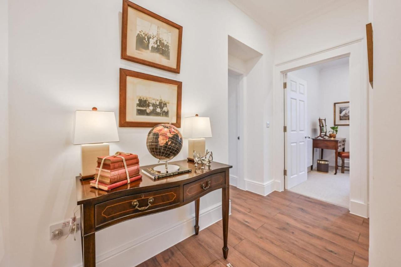 9 Admiralty House Stunning Luxury Apartment With Free Parking Plymouth Zewnętrze zdjęcie