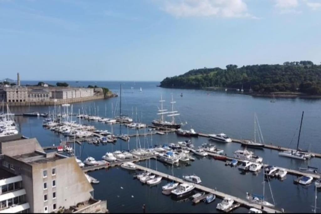 9 Admiralty House Stunning Luxury Apartment With Free Parking Plymouth Zewnętrze zdjęcie